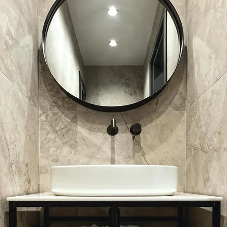 Unique Pham Homes Apartman